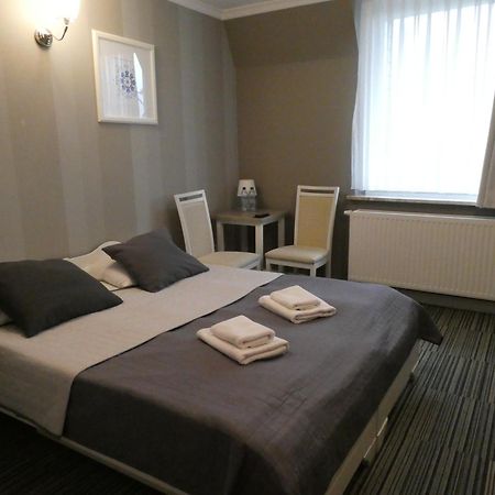 Hotel Niedzwiadek Wdzydze Kiszewskie Buitenkant foto