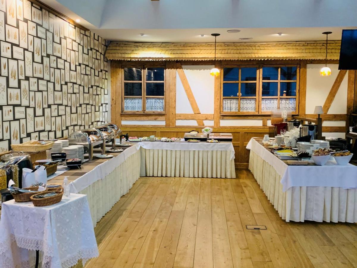 Hotel Niedzwiadek Wdzydze Kiszewskie Buitenkant foto