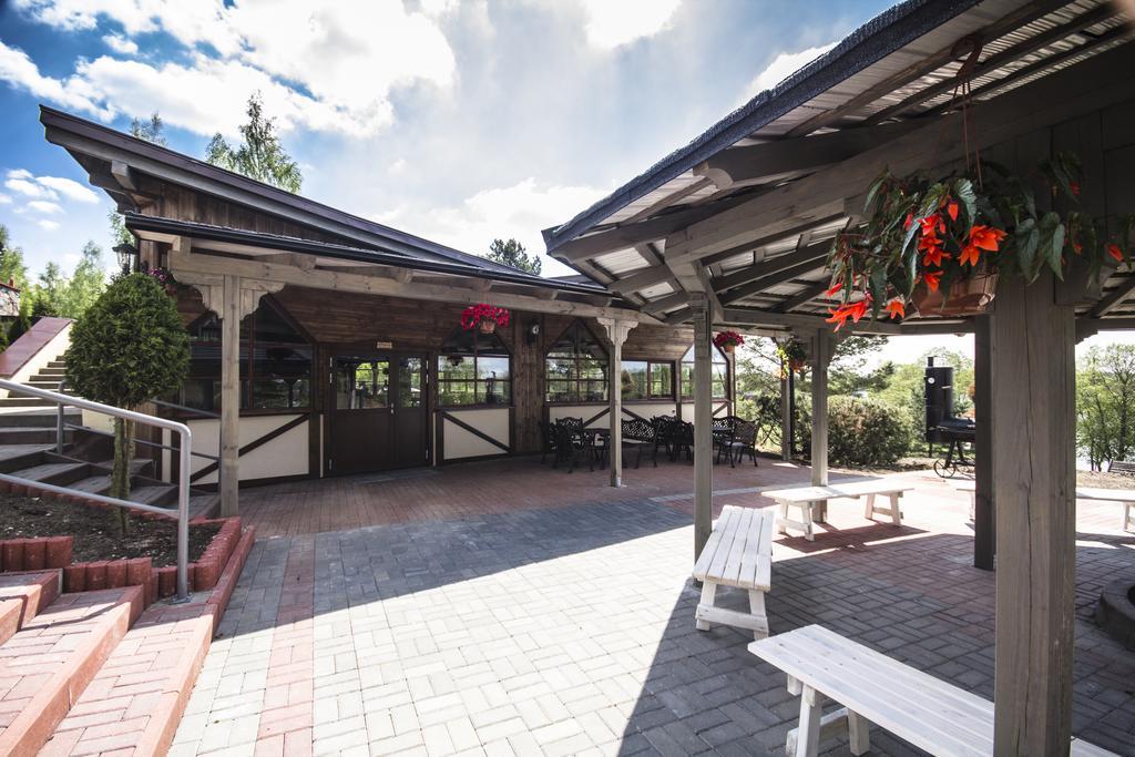 Hotel Niedzwiadek Wdzydze Kiszewskie Buitenkant foto