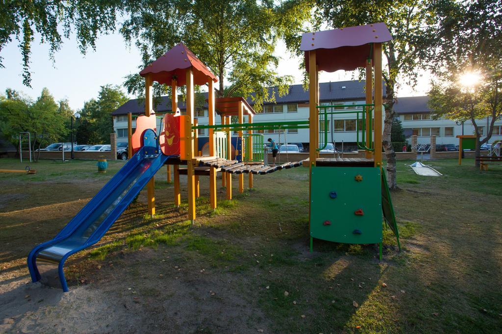 Hotel Niedzwiadek Wdzydze Kiszewskie Buitenkant foto