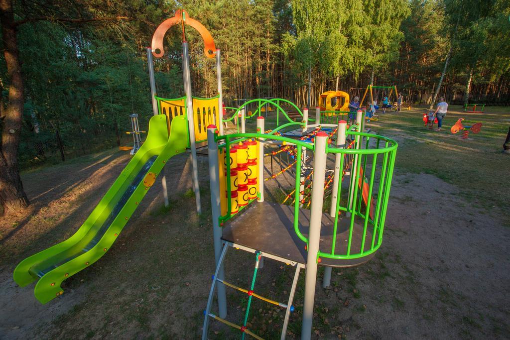 Hotel Niedzwiadek Wdzydze Kiszewskie Buitenkant foto