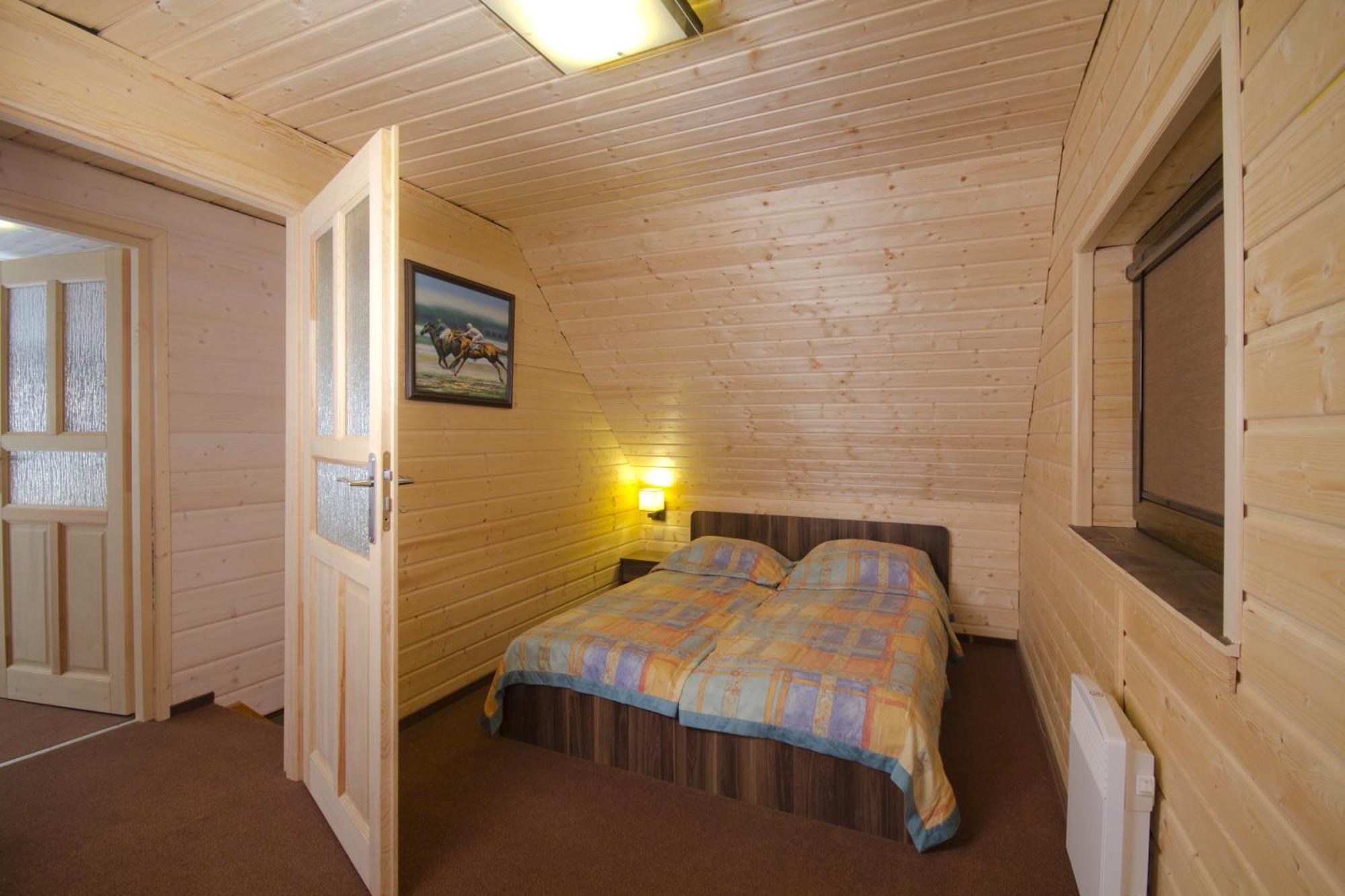Hotel Niedzwiadek Wdzydze Kiszewskie Kamer foto