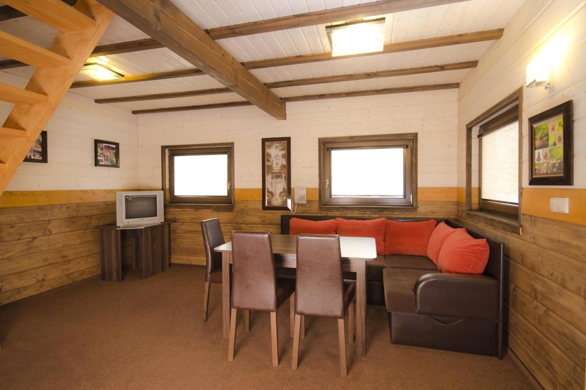 Hotel Niedzwiadek Wdzydze Kiszewskie Kamer foto