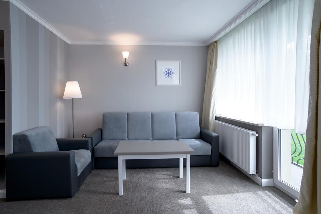 Hotel Niedzwiadek Wdzydze Kiszewskie Buitenkant foto